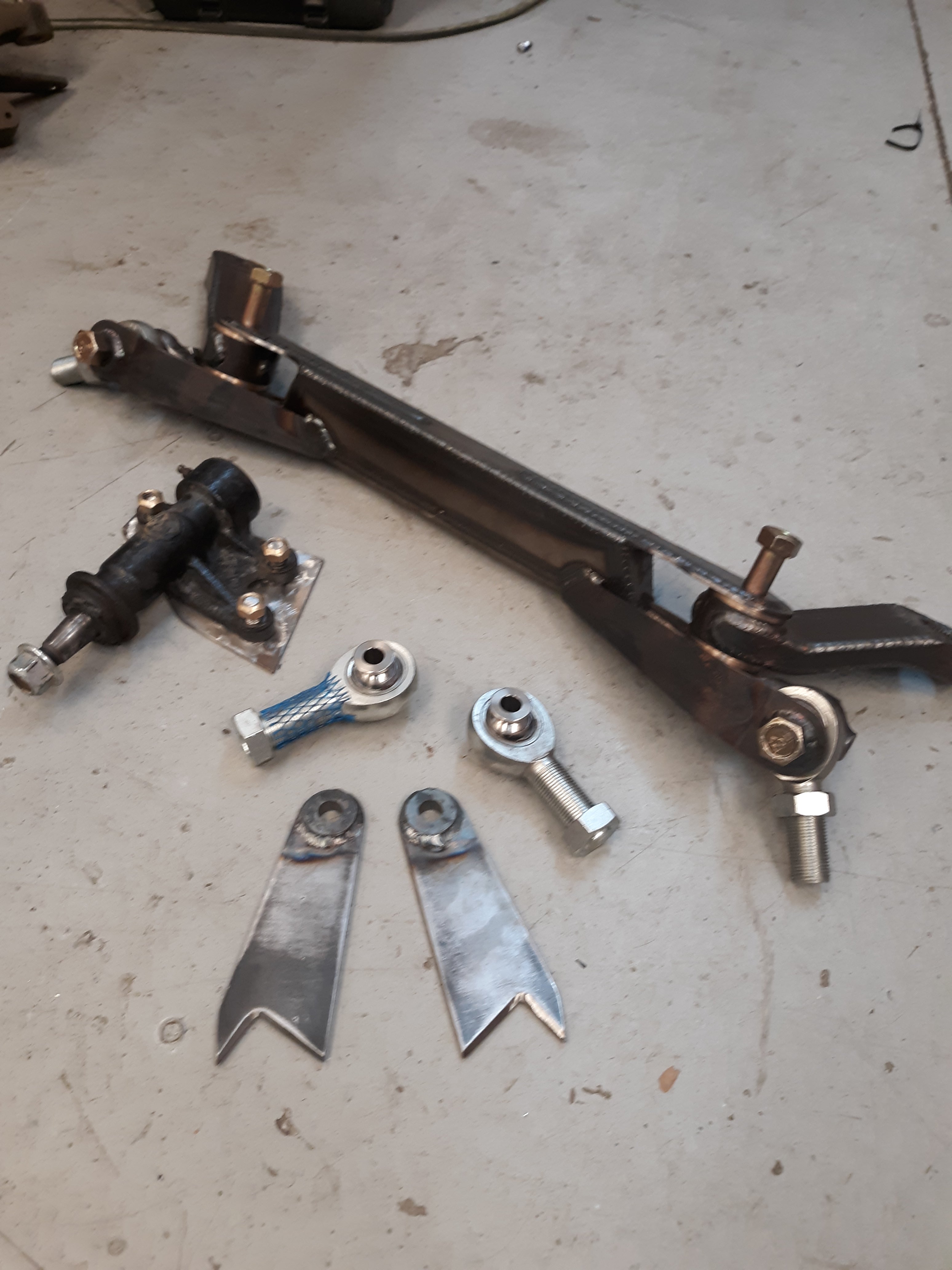 2WD Steering Kit image 0
